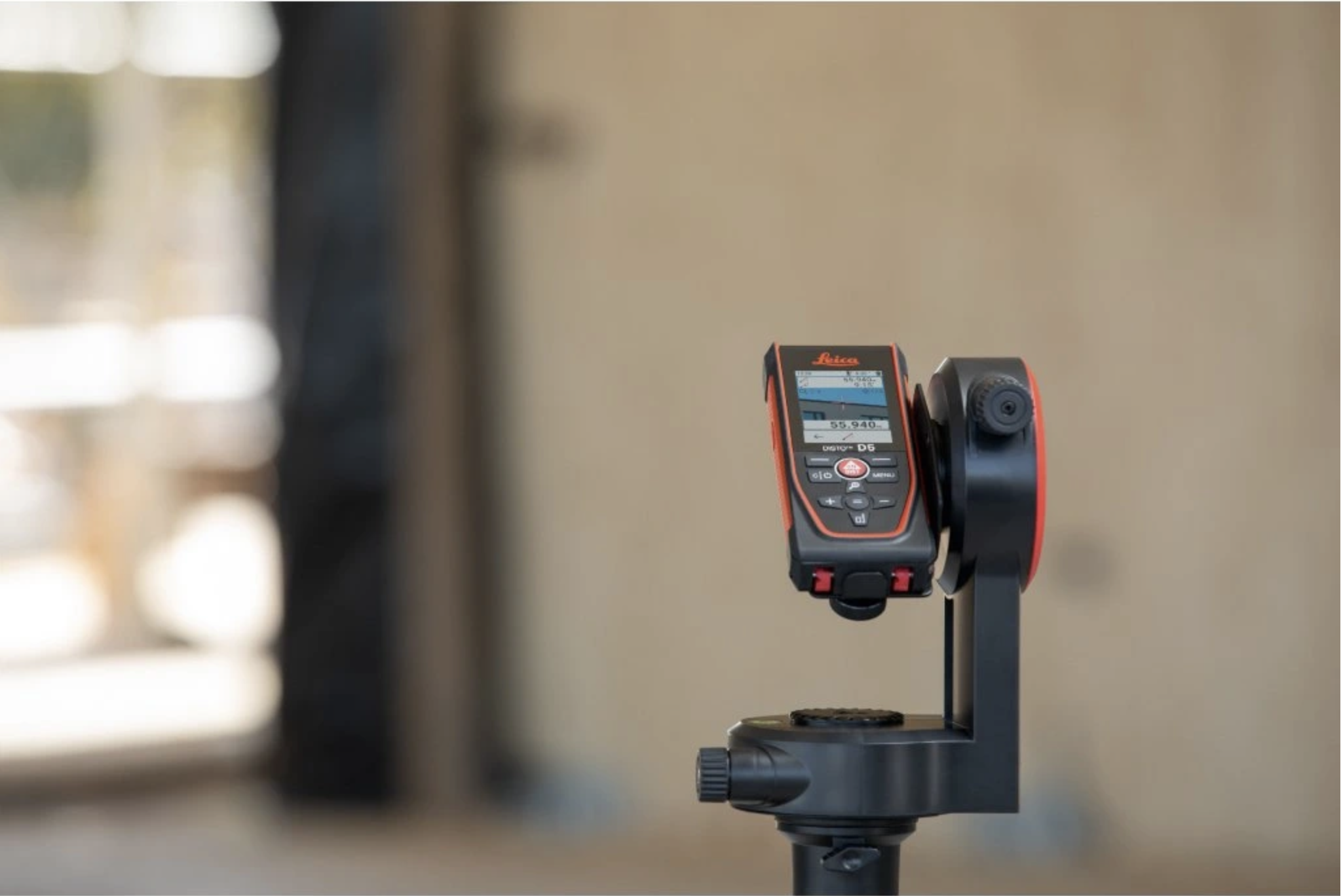 LASEROVÝ MERAČ LEICA DISTO D5